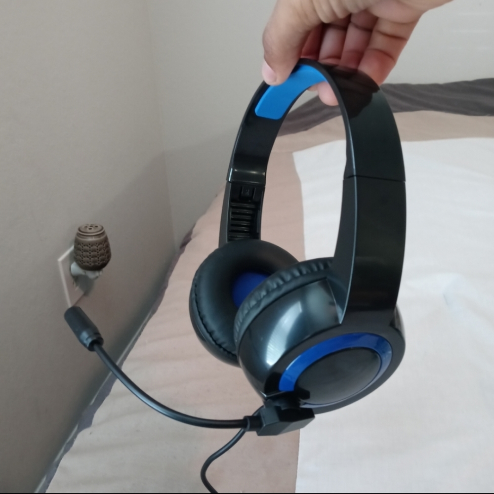 All Gaming Consoles headset (Brand New)